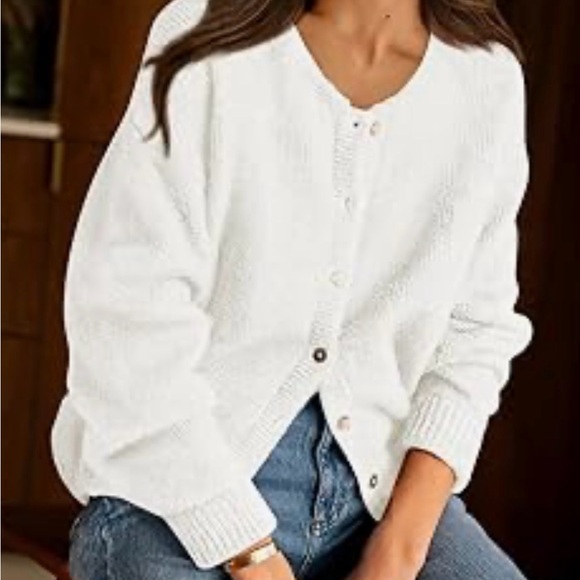 New White Cardigan XL - Picture 3 of 6